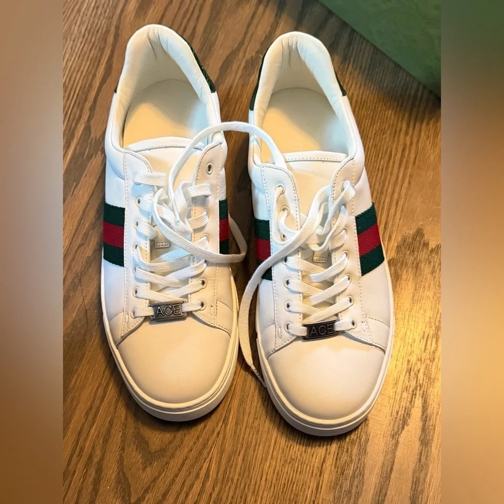 Men's Gucci Ace sneaker in box